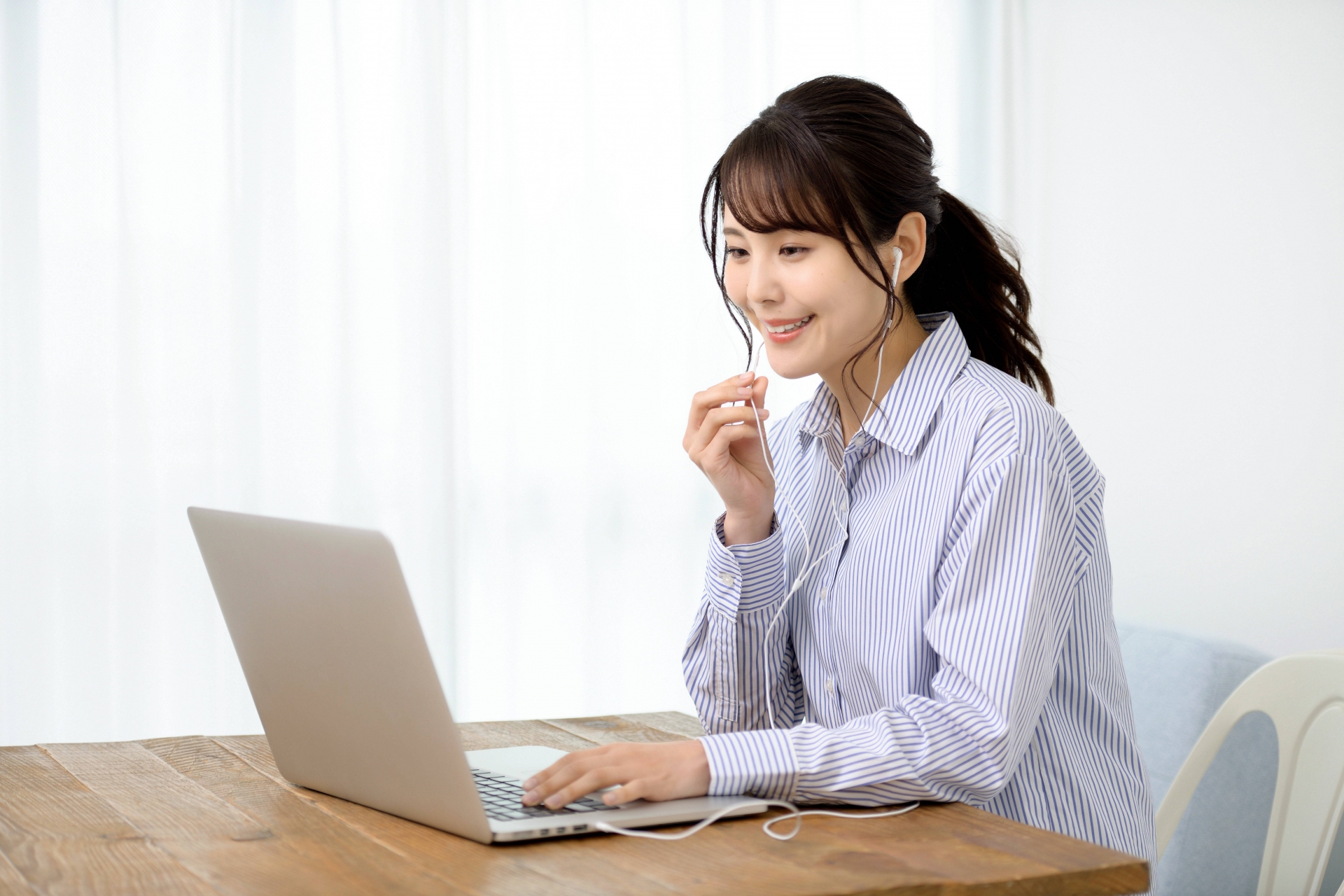 webミーティングのイメージ